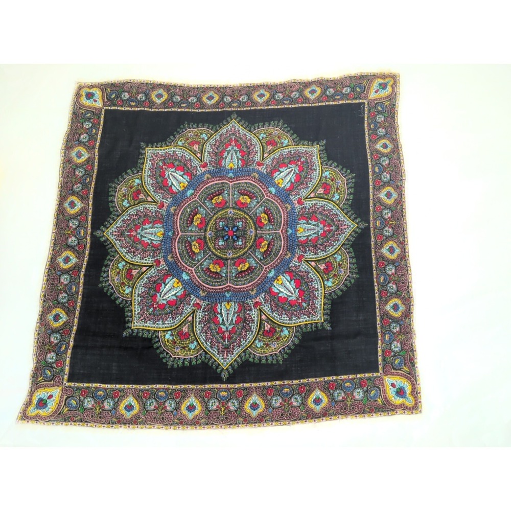 VTG Echo Wool Scarf Black Red Blue Bright Paisley  Mandala 25" x 24"Boho